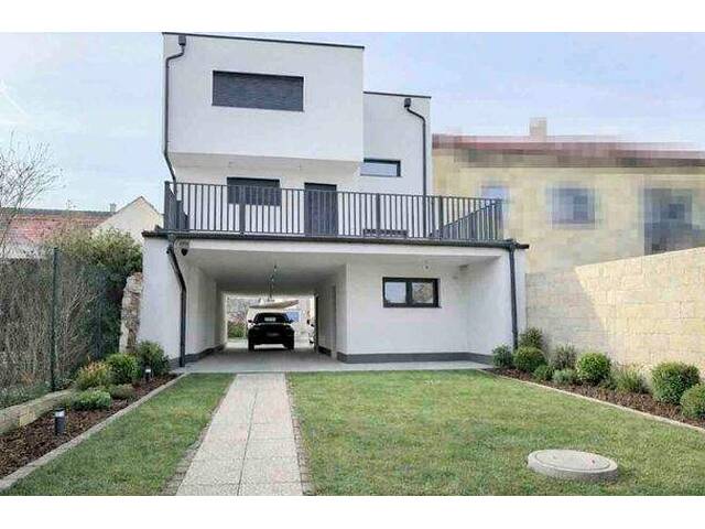 Immobilie in Harmannsdorf - ERSTBEZUG Exklusives Neubau-Haus mit 3 Terrassen, Garten und Erweiterungsoption - Bild 1