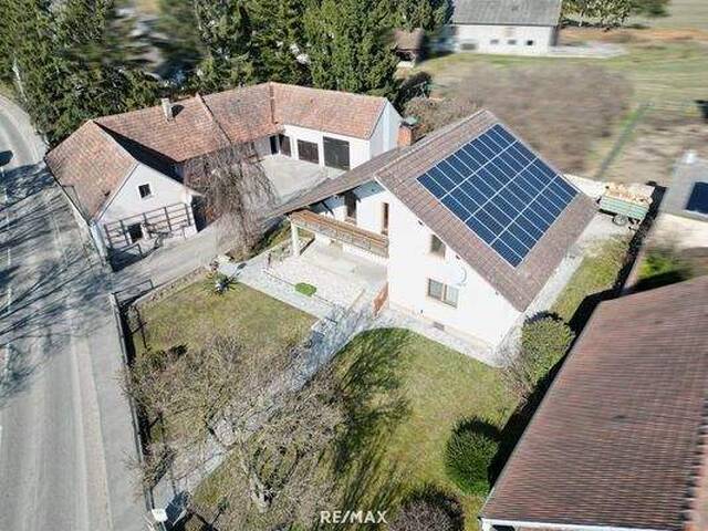 Immobilie in Traismauer - Charmantes Mehrfamilienhaus mit großzügigem Grundstück in Traismauer - Bild 0