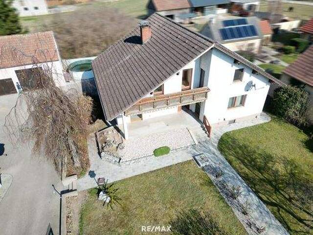 Immobilie in Traismauer - Charmantes Mehrfamilienhaus mit großzügigem Grundstück in Traismauer - Bild 4