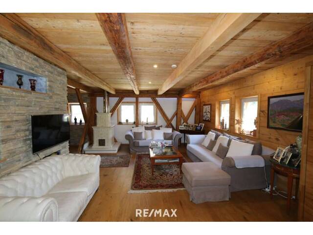 Immobilie in Bleiberg-Kreuth - chaletartige Wohnung mit riesigem Garten, beinahe ein ganzes Haus - Bild 2