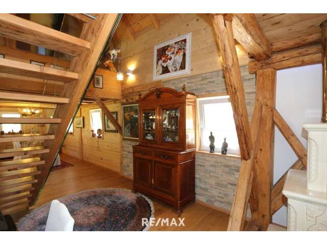 Immobilie in Bleiberg-Kreuth - chaletartige Wohnung mit riesigem Garten, beinahe ein ganzes Haus - Bild 4