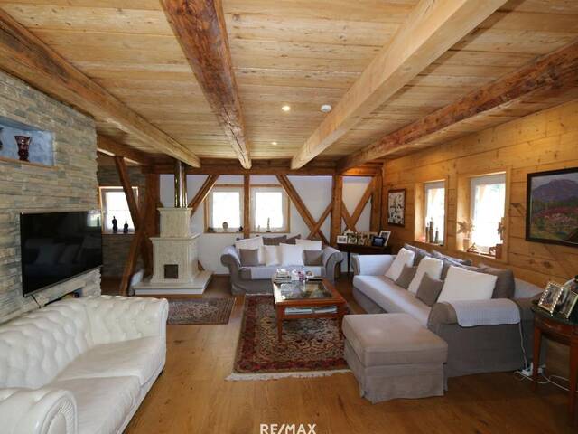 Immobilie in Bleiberg-Kreuth - chaletartige Wohnung mit riesigem Garten, beinahe ein ganzes Haus - Bild 2