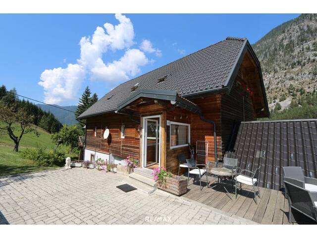 Immobilie in Bleiberg-Kreuth - chaletartige Wohnung mit riesigem Garten, beinahe ein ganzes Haus - Bild 3