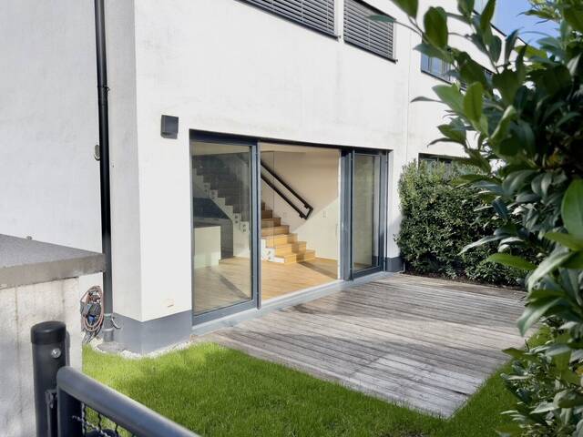 Immobilie in Oberwaltersdorf - Nähe Golfclub Fontana - Großartige, moderne Doppelhaushälfte mit eigenem Garten & KFZ-Abstellplatz - Bild 0