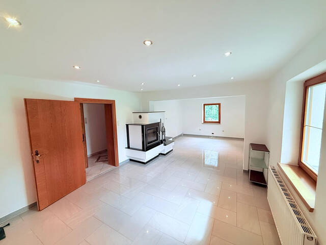 Immobilie in Silz - Top gepflegtes Wohnhaus mit möglicher Einliegerwohnung, moderner Ausstattung & viel Platz - Bild 4