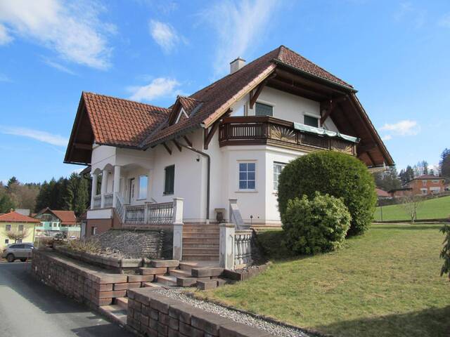 Immobilie in Wies - * STILVOLLES WOHNHAUS IN RUHIGER SONNENLAGE * - Bild 0