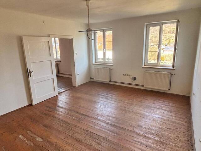 Immobilie in Paudorf - Ruhiges Einfamilienhaus mit Garten und 3 Garagen - Bild 4