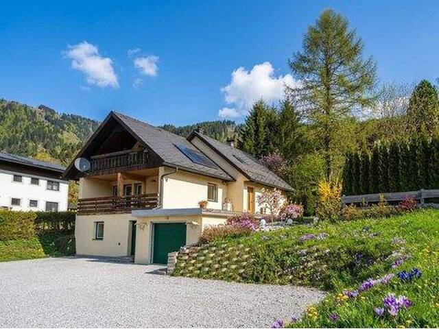 Immobilie in Millstatt am See - RESERVIERT - Ihr Haus in Kärnten - nahe Millstätter See mit großem Garten - Bild 0