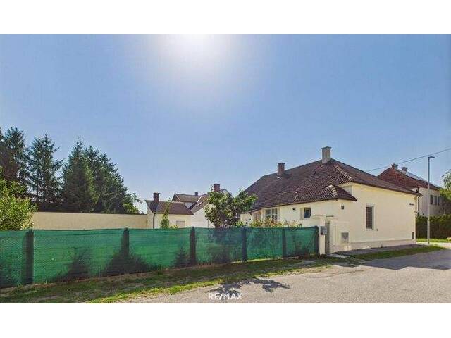 Immobilie in Neunkirchen - Charmantes Einfamilienhaus mit viel Potenzial in Neunkirchen, zu kaufen! - Bild 2