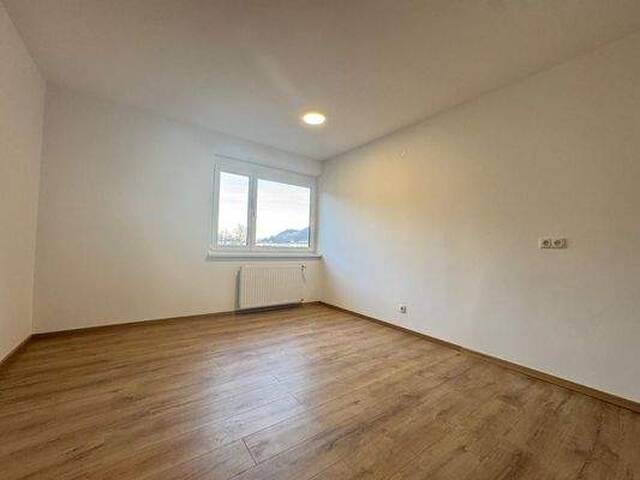 Immobilie in Schwaz - Modernisierte 3-Zimmerwohnung mit Balkon - Bild 3