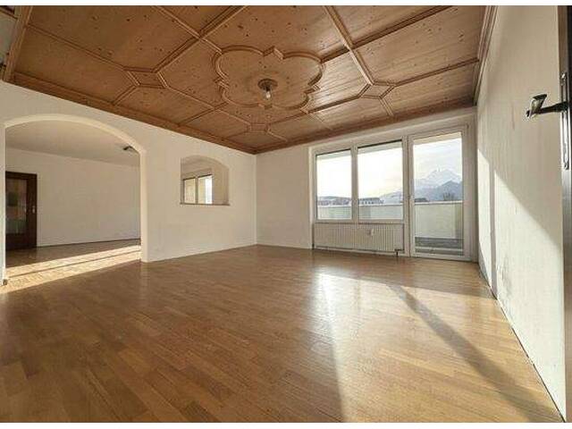 Immobilie in Schwaz - Attraktive 3-Zimmer-Wohnung mit Balkon und Lift - auch kombinierbar mit weiterer Einheit - Bild 3