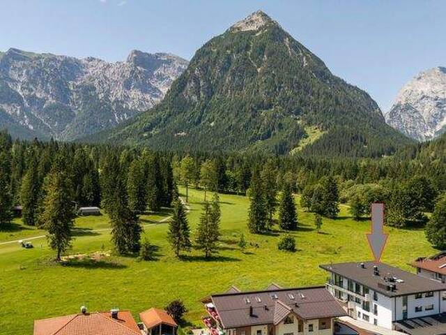 Immobilie in Pertisau - Großzügige Dachgeschoss-Residenz direkt am Golfplatz - Bild 1