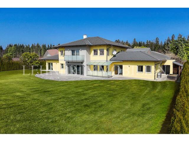Immobilie in Lieboch - * LIEBOCH * GROSSZÜGIGES ANWESEN MIT HERRLICHEM BLICK AUF DIE KORALPEN - IDEAL FÜR FAMILIE, BERUF & HOBBYS * - Bild 4