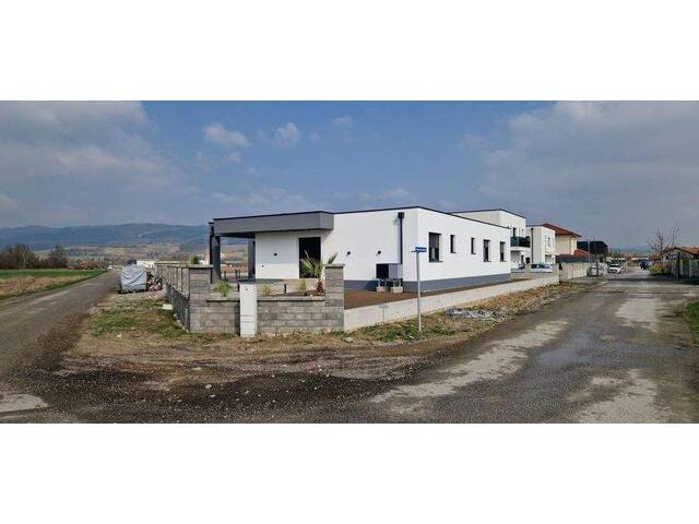 Immobilie in Prinzersdorf - BUNGALOW MIT HIGH-END-AUSSTATTUNG Design in zentraler Lage - 3385 Prinzersdorf - Bild 0