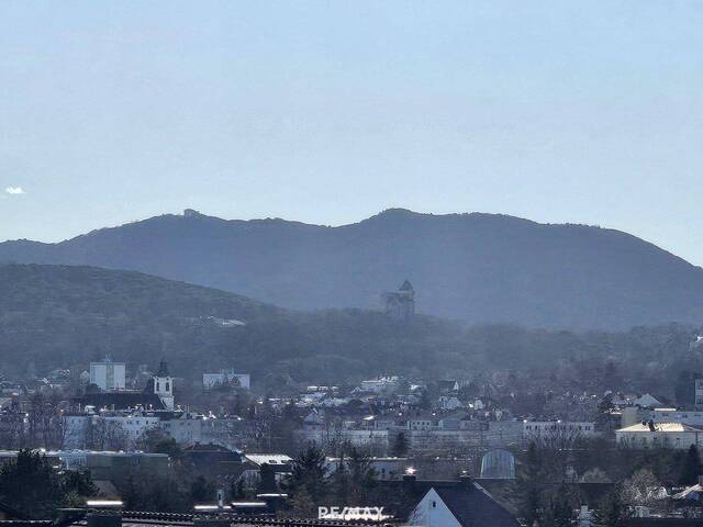 Immobilie in Brunn am Gebirge - SÜD-LOGGIA mit ca.17,64m² - 5. LIFTSTOCK - WEITBLICK - UNEINSEHBAR - RUHIG - 2026 TEILRENOVIERT - Bild 4