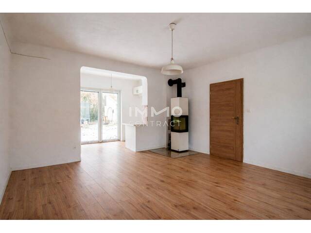 Immobilie in Wolfsthal - Ihr Familienglück: Renoviertes Haus mit Gartenruhe, Dachterrasse & Ausbaupotenzial - Bild 1