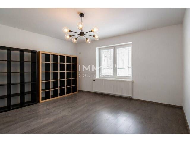 Immobilie in Wolfsthal - Ihr Familienglück: Renoviertes Haus mit Gartenruhe, Dachterrasse & Ausbaupotenzial - Bild 2