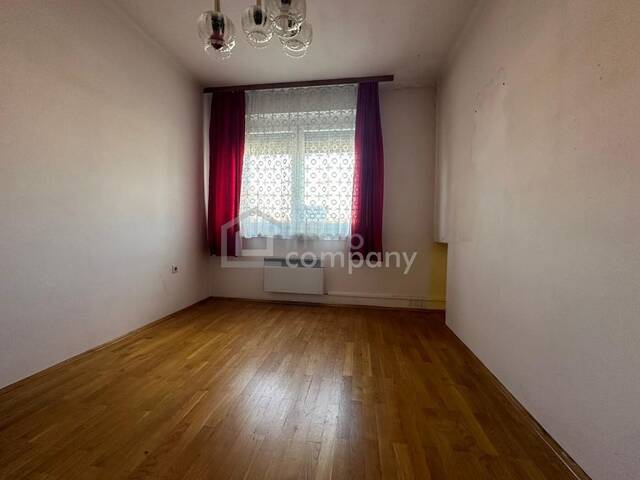 Immobilie in Oberwart - Zweifamilienhaus in Oberwart, 6 Zimmer, 2 Terrassen, Garage - Ihr Sanierungsprojekt! - Bild 2