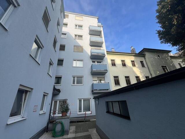 Immobilie in Amstetten - Vermietete, sanierte Eigentumswohnung in beliebter Lage - Bild 1