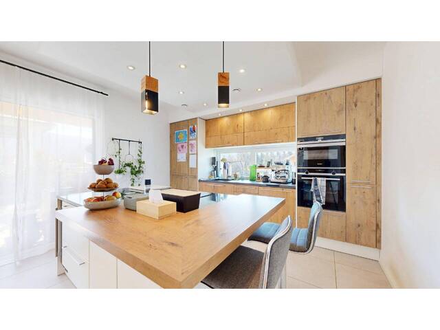 Immobilie in Pitten - Phantastisches, neuwertiges Einfamilienhaus mit großem Garten | 4 Zimmer - 147 m² | Carport | PV-Anlage u.v.m. - Bild 2