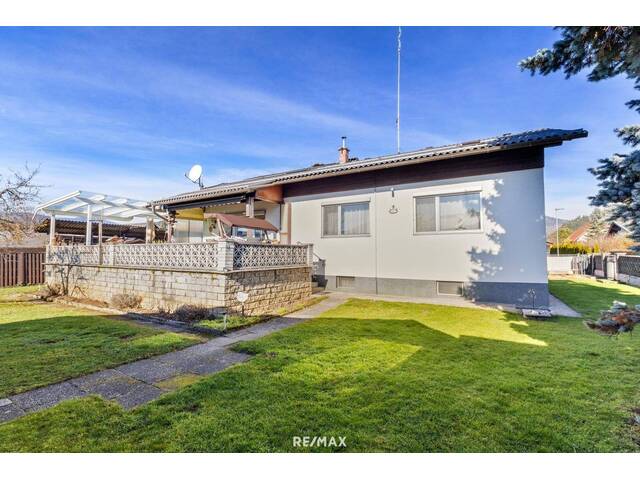 Immobilie in Feldkirchen in Kärnten - Elegantes Wohnhaus mit Pool und Sauna in zentraler Lage von Feldkirchen - Bild 2