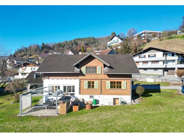 Immobilie in Röthis - Charmantes Landhaus mitten im sonnigen Vorderland - Bild 0