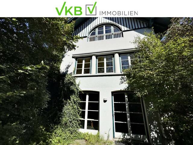 Immobilie in Seewalchen am Attersee - SEEWALCHEN AM ATTERSEE: Exklusives Wohn- und Arbeitsrefugium mit Weinkeller und Doppelcarport in begehrter Lage! - Bild 0