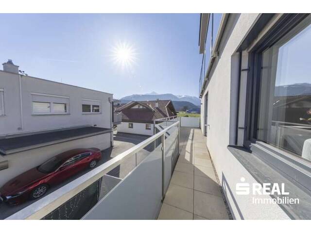 Immobilie in Kematen in Tirol - Moderne 3-Zimmer-Wohnung mit Balkon, Fußbodenheizung & Carport in Kematen zum Kauf - befristet vermietet! - Bild 0