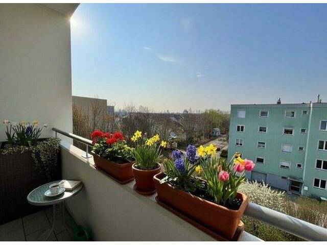 Immobilie in Guntramsdorf - Wohnen im Grünen und bestens angebunden an Wien | GRÜNBLICK in den ruhigen Innenhof | Süd-West-Loggia | inkl. Stellplatz - Bild 0