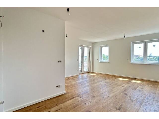 Immobilie in Mannswörth - Moderne Traumwohnung mit Balkon in Mannswörth - Erstbezug, top Ausstattung - Bild 4