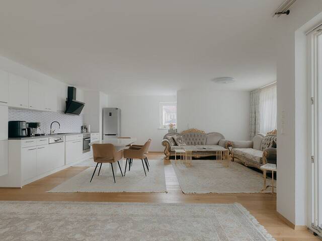 Immobilie in Jenbach - Stilvoll Wohnen mit Panoramablick - 100 m² hochwertig general-sanierte Wohnung in Jenbach - Bild 0