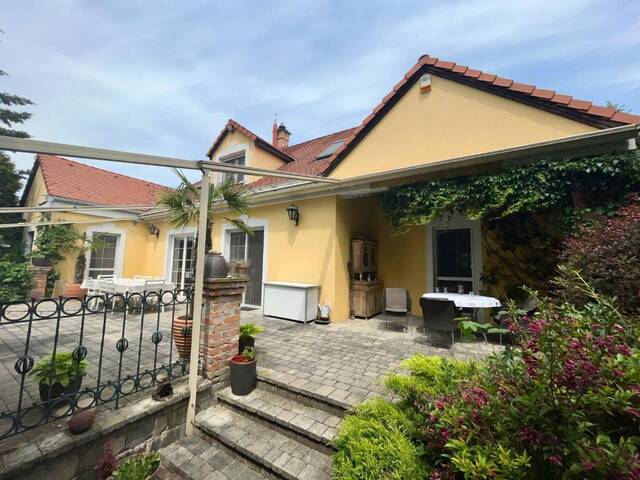 Immobilie in Pamhagen - Reiterparadies in Ungarn - Traumvilla OHNE Nachbarn - 8 Hektar Traumgrund mit Entwicklungspotenzial - 1h von Wien/15 Minuten zur Grenze Pamhagen - Bild 3