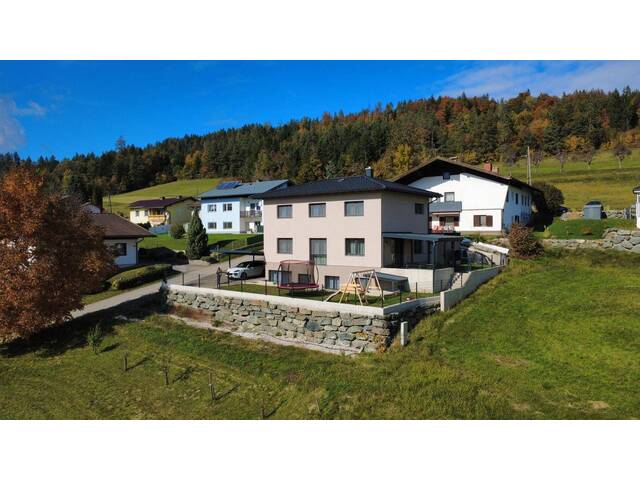 Immobilie in Köttmannsdorf - Sonne PUR! Ein-/ Mehrfamilienhaus mit Panoramablick in der beliebten Gemeinde Köttmannsdorf - Bild 1