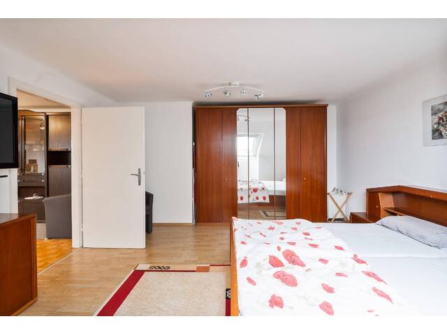 Immobilie in Graz - Charmante 2-Zimmer-Wohnung in Top-Lage in Graz-Jakomini | Thermisch saniert | Schnelle Autobahnanbindung – ideal für Pendler - Bild 2