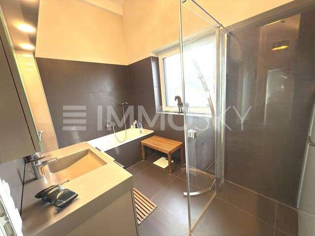 Immobilie in Neumarkt am Wallersee - PERFEKT FÜR JUNG UND ALT - Penthouse mit Lift bis in die Wohnung! - Bild 3