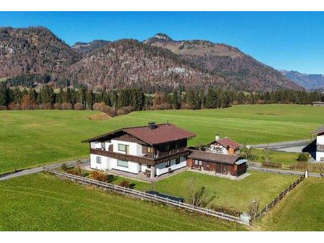 Immobilie in Kössen - Wohnhaus mit Teilfreizeitwohnsitzwidmung in absoluter Ruhelage und unverbautem Bergblick in Kössen zu verkaufen - Bild 0