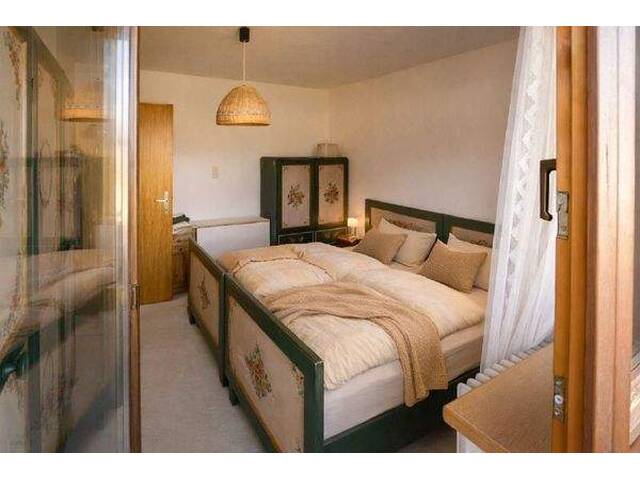 Immobilie in Kössen - Wohnhaus mit Teilfreizeitwohnsitzwidmung in absoluter Ruhelage und unverbautem Bergblick in Kössen zu verkaufen - Bild 2