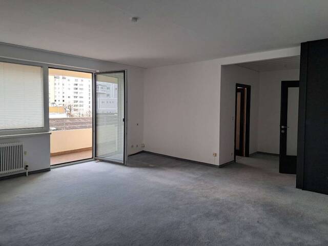 Immobilie in Vöcklabruck - 4-Zimmer-Wohnung in zentraler Lage von Vöcklabruck - Bild 2