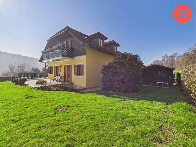 Immobilie in Ottensheim - Gepflegtes Einfamilienhaus mit Pool, Wellnessbereich, Sauna und Gartenoase in Ottensheim - Bild 2