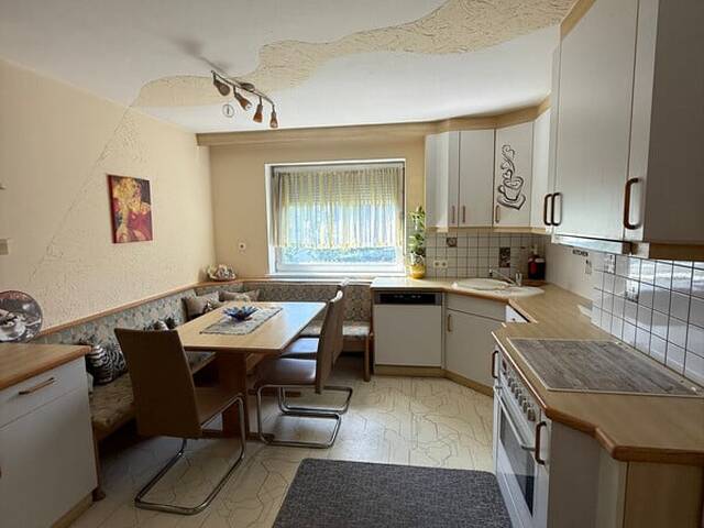 Immobilie in Zirl - SONNIGES DOMIZIL MIT VIEL POTENZIAL IN BESTLAGE VON ZIRL! - Bild 3