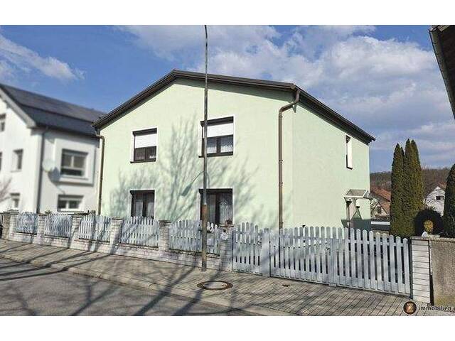 Immobilie in Neutal - Neutal: Gepflegtes Ein- Zweifamilienhaus - Bild 0