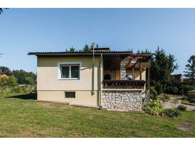 Immobilie in Tillmitsch - Tillmitsch: Preissenkung bei einem ruhig gelegenem Wohnhaus mit schönem Garten - Bild 1