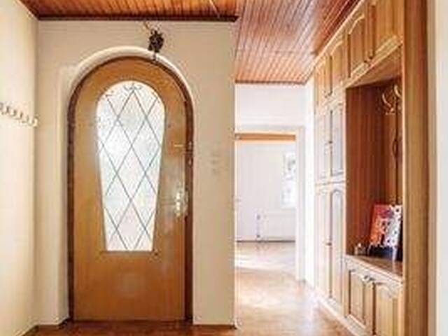 Immobilie in Tillmitsch - Tillmitsch: Preissenkung bei einem ruhig gelegenem Wohnhaus mit schönem Garten - Bild 3