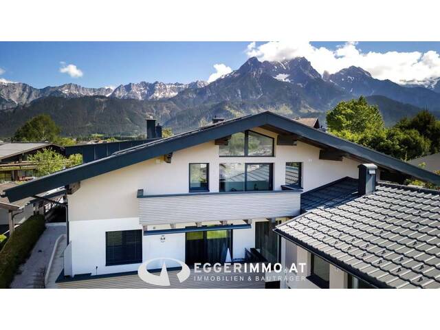 Immobilie in Saalfelden am Steinernen Meer - 5760 Saalfelden : Penthouse ! Weitblick ! neuwertige, zentral gelegene, sonnige 4 Zimmerwohnung 123,94m²,Carport und Freistellplatz ! - Bild 3