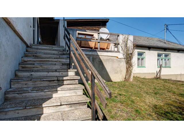 Immobilie in Groß-Schweinbarth - Potentialreiches Haus mit spitzen Weinkellerröhren in Groß-Schweinbarth - Bild 2