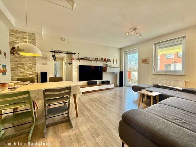 Immobilie in Teesdorf - SONNIGE 3-ZIMMER-WOHNUNG mit 23 m² Terrasse, Balkon & Grünblick in Teesdorf! - Bild 0