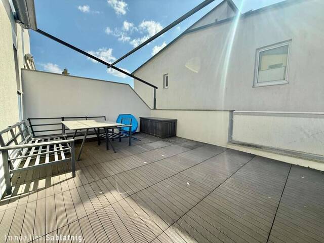 Immobilie in Teesdorf - SONNIGE 3-ZIMMER-WOHNUNG mit 23 m² Terrasse, Balkon & Grünblick in Teesdorf! - Bild 2