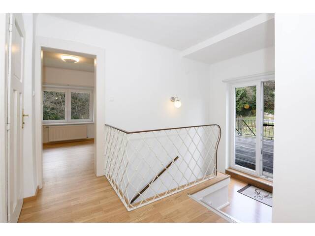 Immobilie in Pfaffstätten - Wohnhaus mit Charme und großem Garten – Ihr Wohntraum in Pfaffstätten - Bild 2