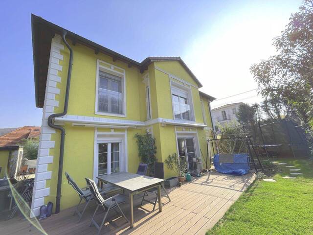 Immobilie in Maria Gugging - Großzügiges Familienhaus in Ruhelage - ca. 300m² Wohnfläche, barrierefrei, nur 15 min nach Wien - Bild 0