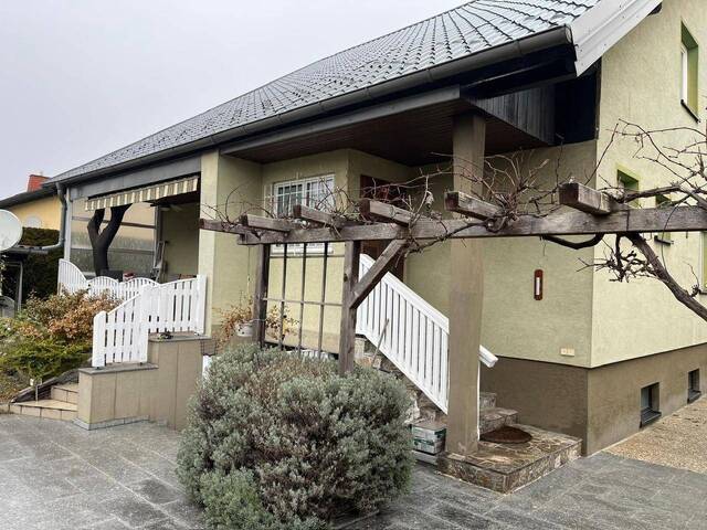 Immobilie in Weigelsdorf - Privatverkauf - keine Käuferprovision. Einziehen, wohlfühlen und bei Bedarf erweitern - Bild 0